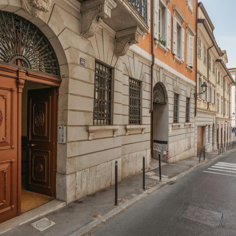 Tra i versi di Saba in centro a Trieste - Appartamento con 1 Camera da Letto - 2