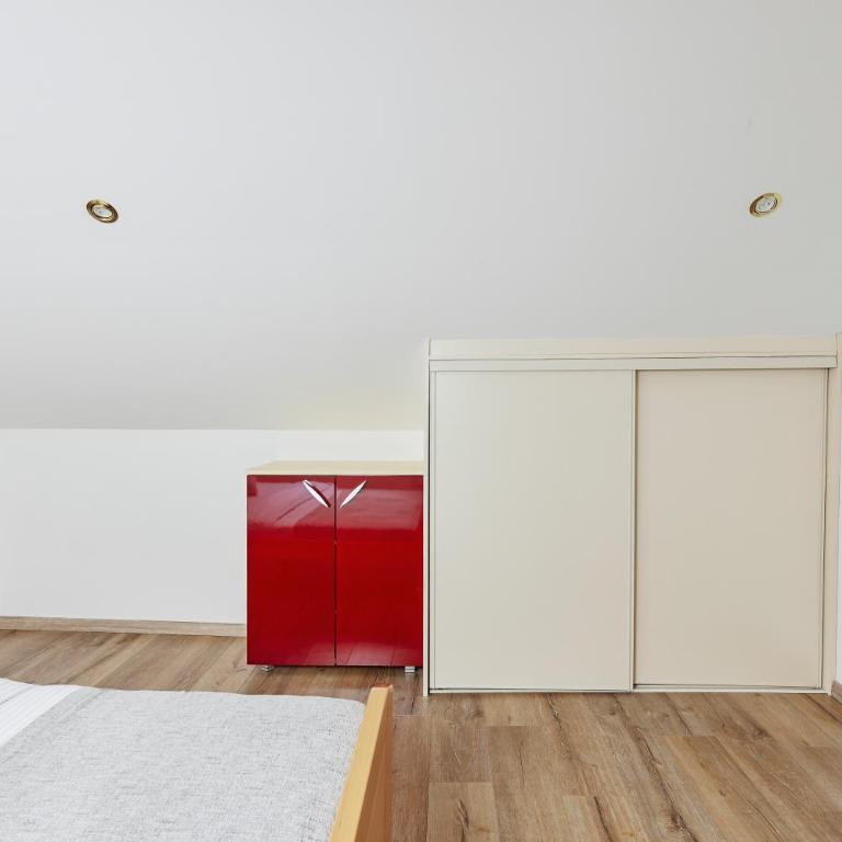 Konoba 224 Apartments - Three-Bedroom Apartment - 12