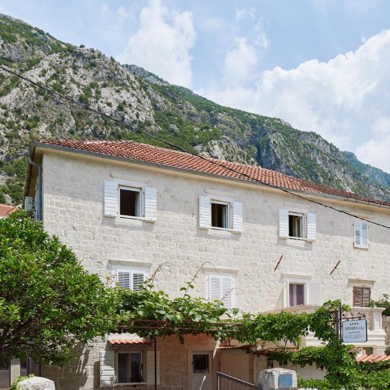Konoba 224 Apartments - Three-Bedroom Apartment - 22