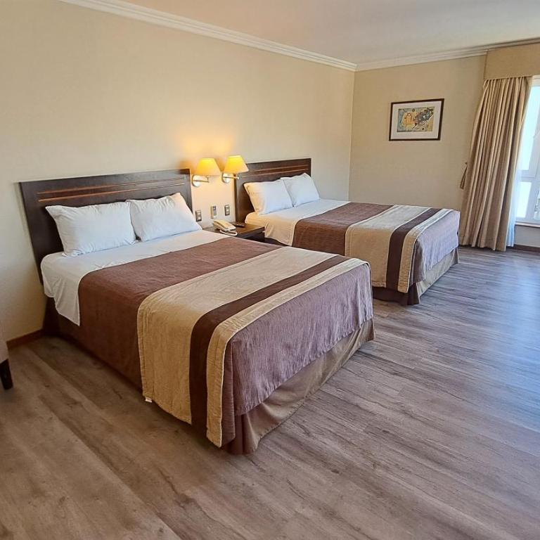 Hotel Diego de Almagro Valparaíso - Habitación con 2 camas grandes - 9