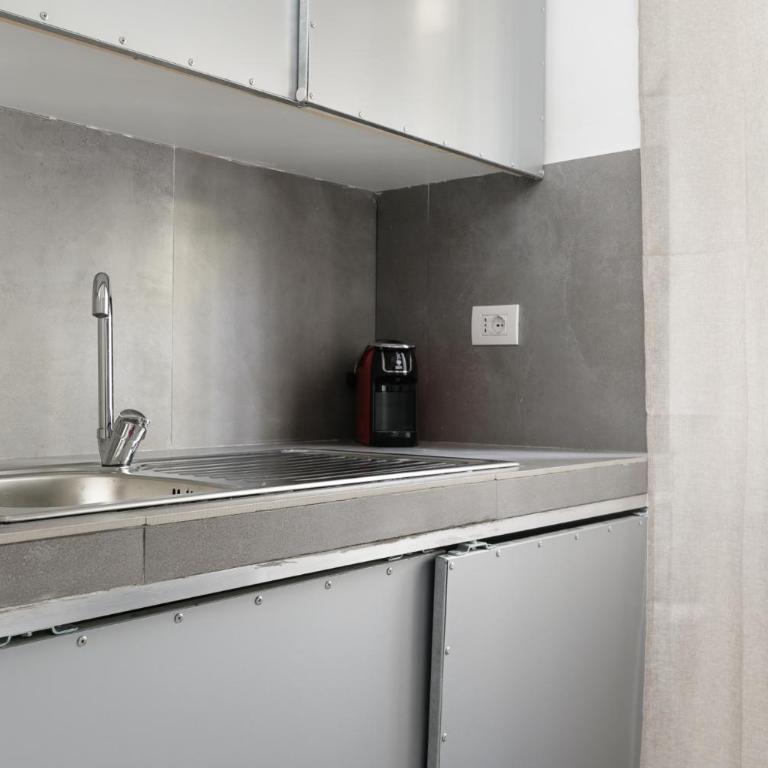 Dimora VIALECCE ,with private parking - Three-Bedroom Apartment - 8