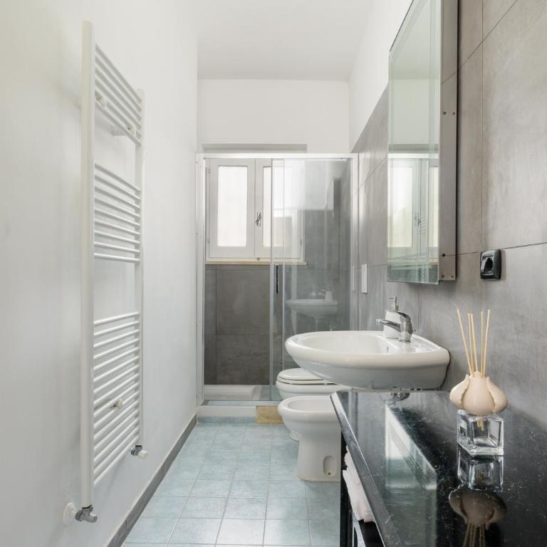 Dimora VIALECCE ,with private parking - Three-Bedroom Apartment - 17