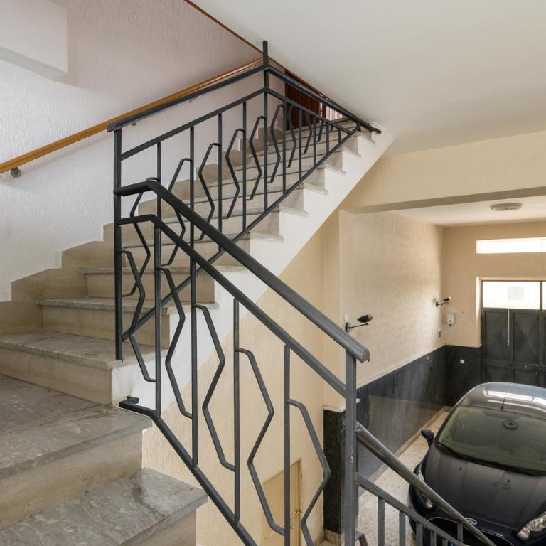 Dimora VIALECCE ,with private parking - Three-Bedroom Apartment - 4