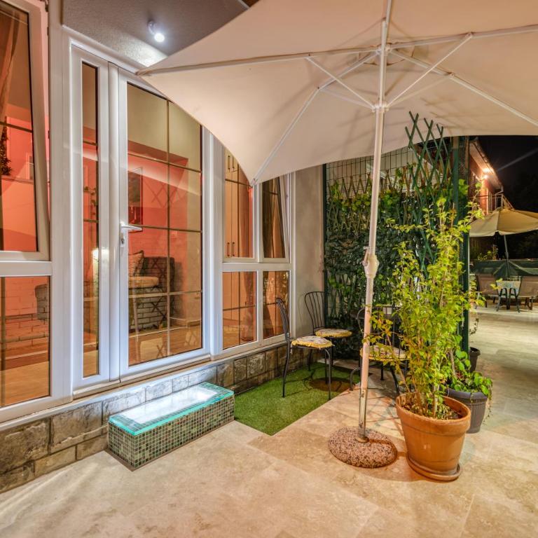 Apartments Vujosevic - Studio - 9