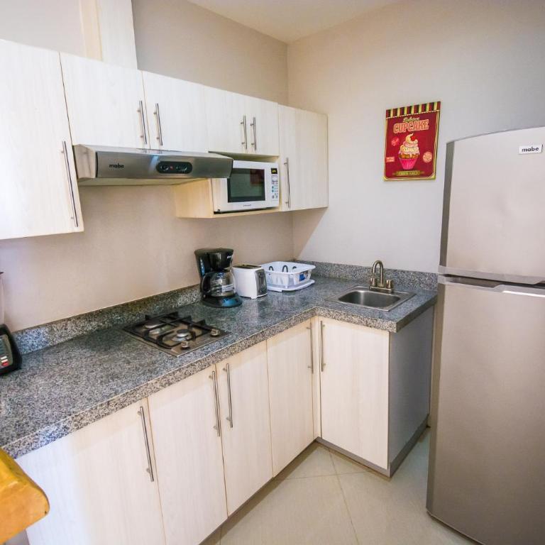Playa Centro Rooftop Apartments & Studios - Deluxe Apartment - 28