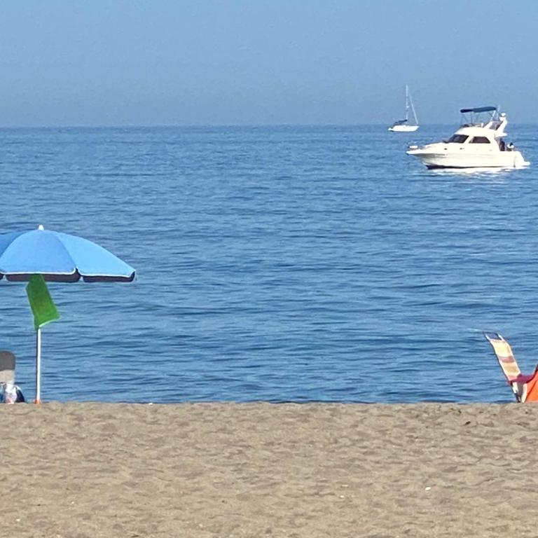 New spectacular sea view apartment at Higueron next to Carvajal Beach - Apartment mit Meerblick - 11