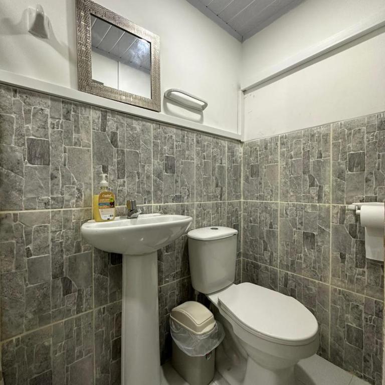 Hostal Casa Jardin Cartagena - Habitación Doble Pequeña - 4