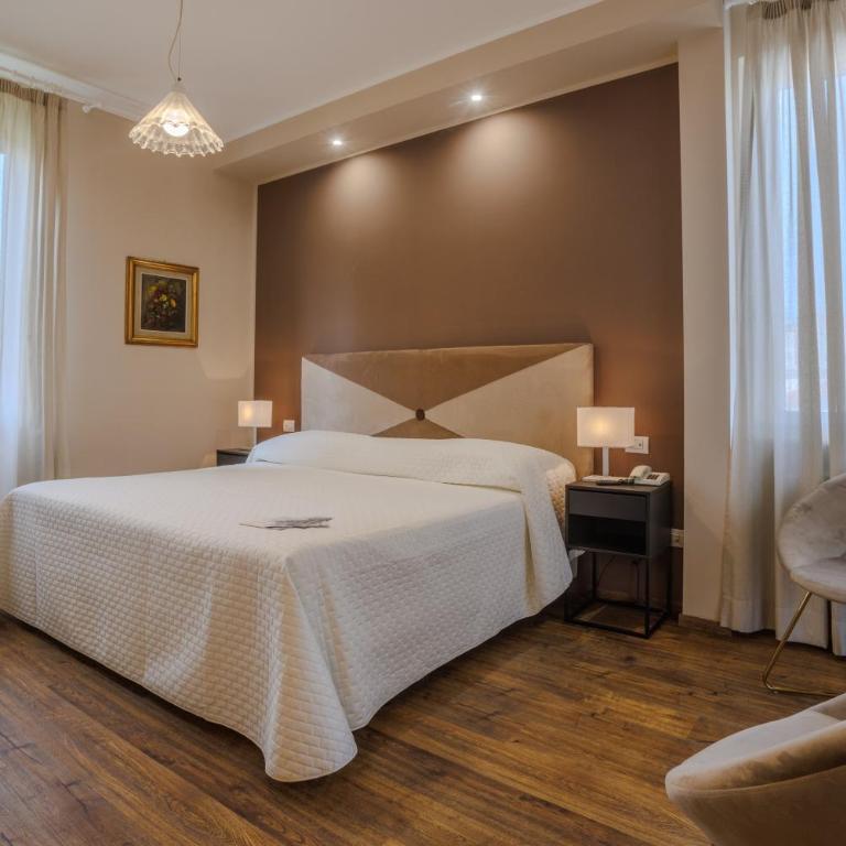 Albergo Alassio - Camera Deluxe Matrimoniale/Doppia con Letti Singoli, con Vasca Idromassaggio - 2