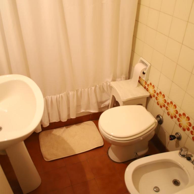 Micuman Habitaciones en microcentro con baño privado - Habitación Familiar con baño privado - 6