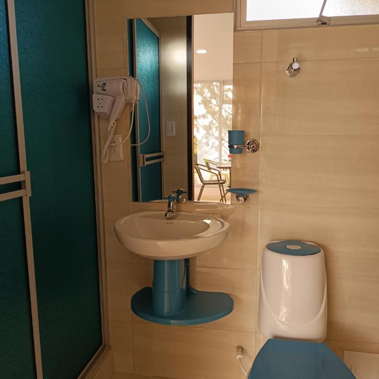 HOTEL PANORAMA SOL - Habitación con cama extragrande y vistas al jardín - 16