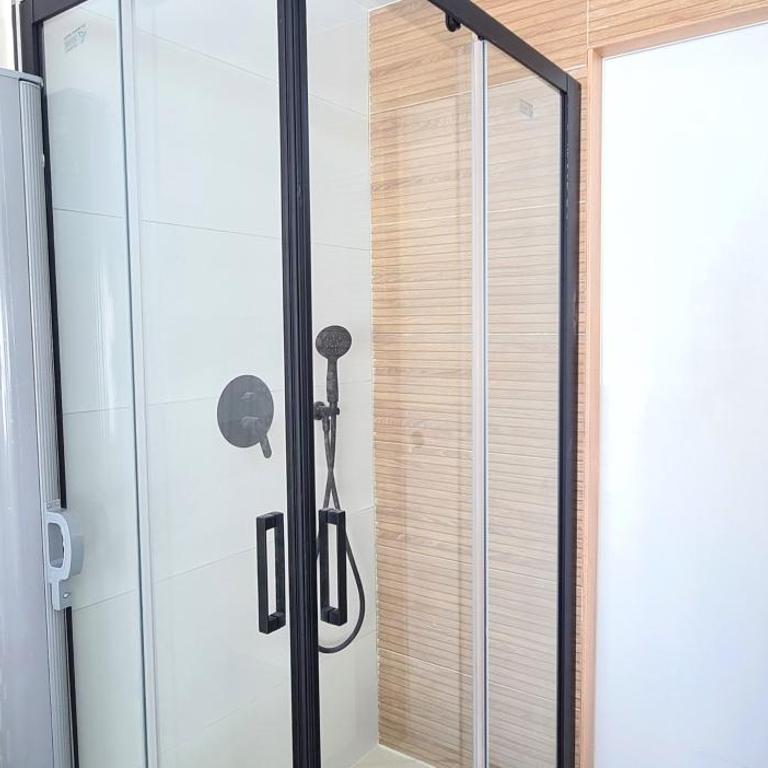 ESTEPONA RADA BEACH ABC APARTMENTS & ESTUDIOS A - Deluxe King Studio - 10