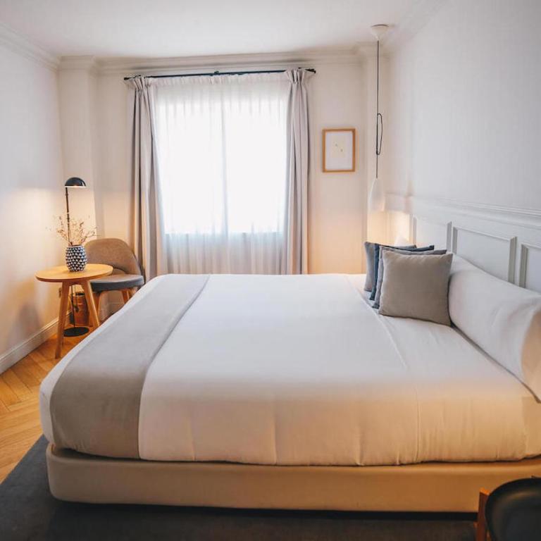 Dear Hotel Madrid - Deluxe Double or Twin Room - 6