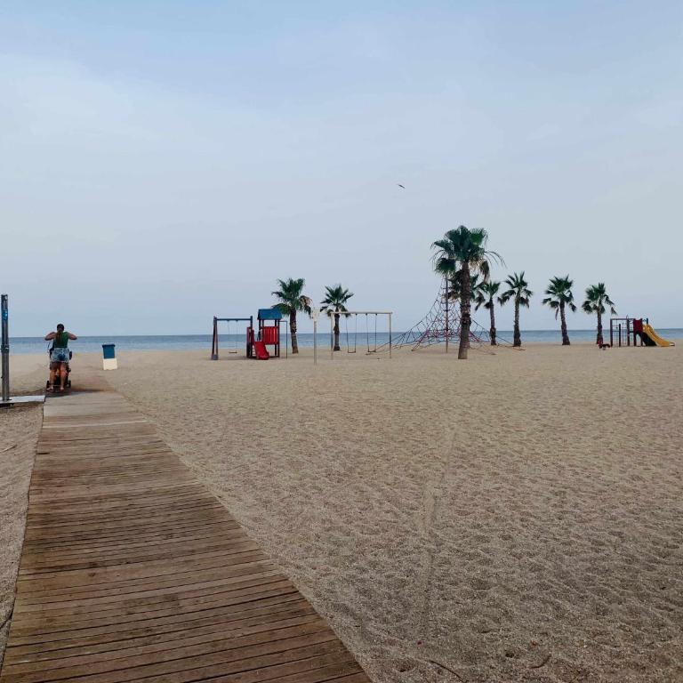 Casa Playa Roquetas - Three-Bedroom Apartment - 40