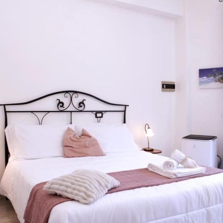 Alyssa - CAMERA Wi-Fi, Corte a pochi passi dal mare - Appartamento con 1 Camera da Letto - 1