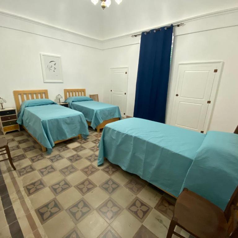TOURISTHOUSE MONOPOLI 10 - Triple Room with Private External Bathroom - 6