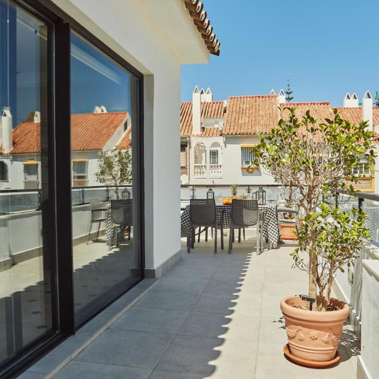 Villa in Fuengirola Center NEW SALT WATER POOL - Villa - 13