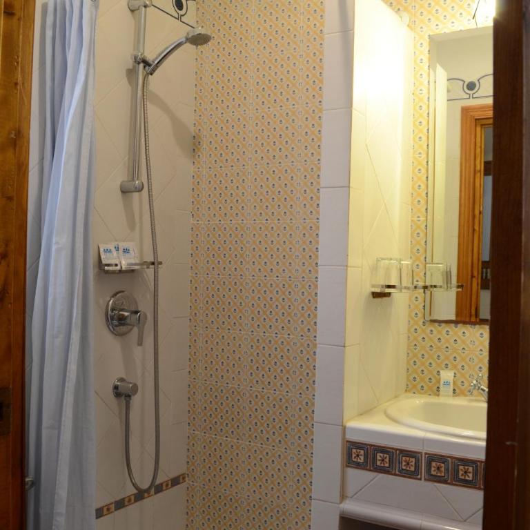 Les Monges Palace Boutique - Double or Twin Room - 5