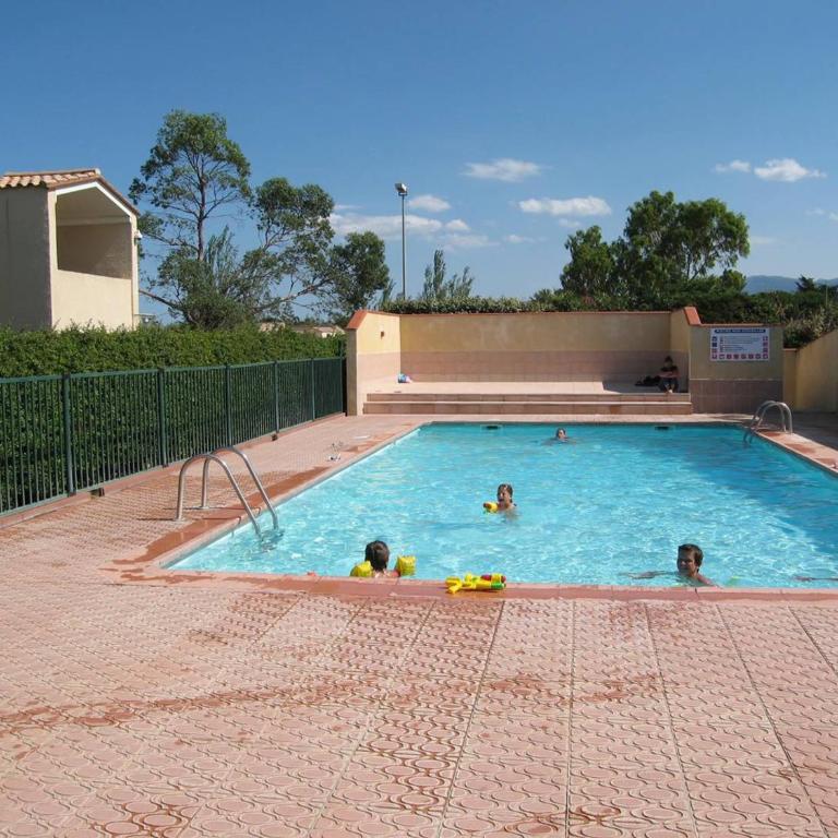 Villa T2 Mezzanine 6 pers avec Jardin, Piscine, Proche Plage - Saint-Cyprien - FR-1-106-27 - Villa - 1