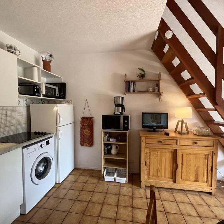Villa T2 Mezzanine 6 pers avec Jardin, Piscine, Proche Plage - Saint-Cyprien - FR-1-106-27 - Villa - 16