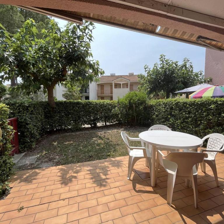 Villa T2 Mezzanine 6 pers avec Jardin, Piscine, Proche Plage - Saint-Cyprien - FR-1-106-27 - Villa - 17