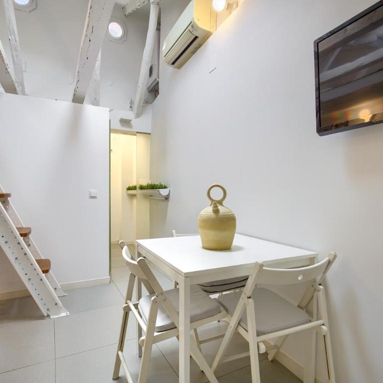 Latina Center - Estudio en La Latina - One-Bedroom Apartment - 8