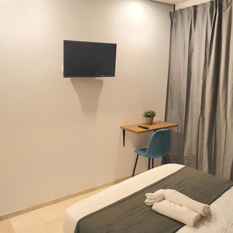PLAZA HOME ResEst - Double Room with Spa Bath - 5