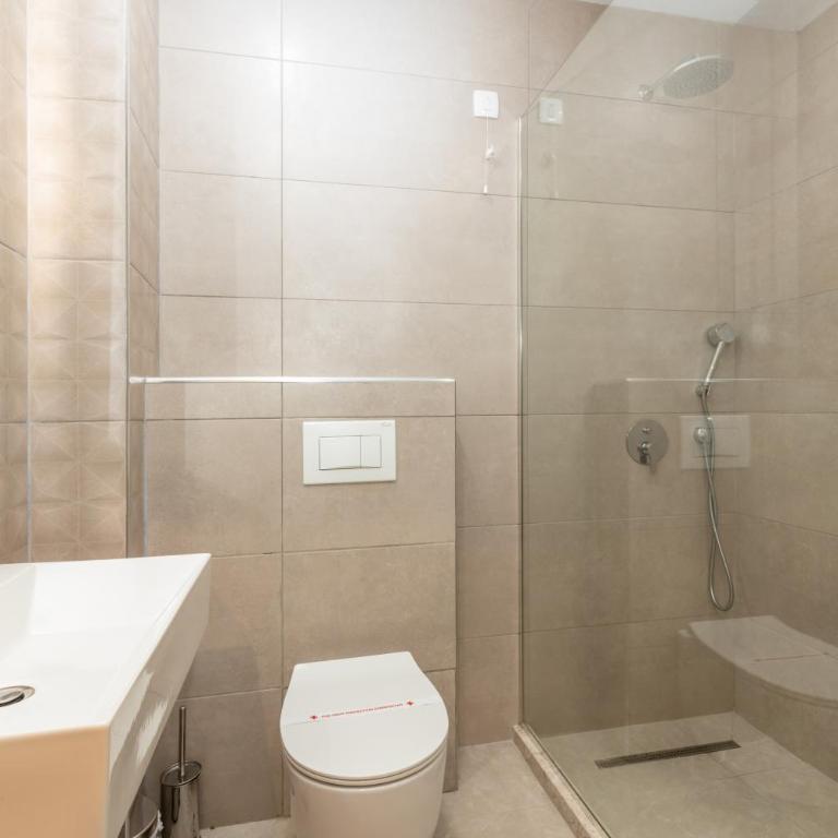 Hotel Olea - Deluks Dvokrevetna Soba sa Bračnim Krevetom - 13