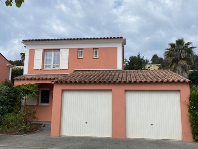 VILLA Tout confort CLIMATISEE 6pers - Haus mit 3 Schlafzimmern - 5