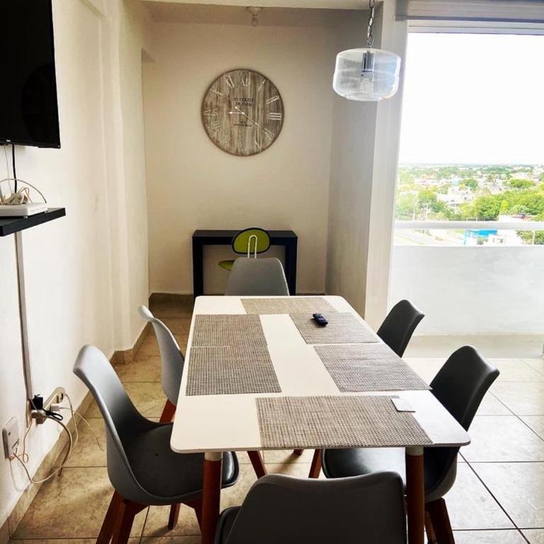 Exclusive building 6 people 3 cable televisions 3 swimming pools balcony, - Casa de 2 dormitorios - 11