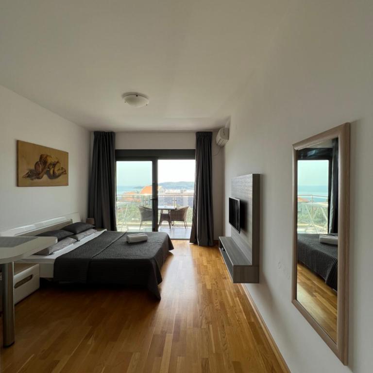 Paradise Apartments Becici - Studio with Sea View - 2