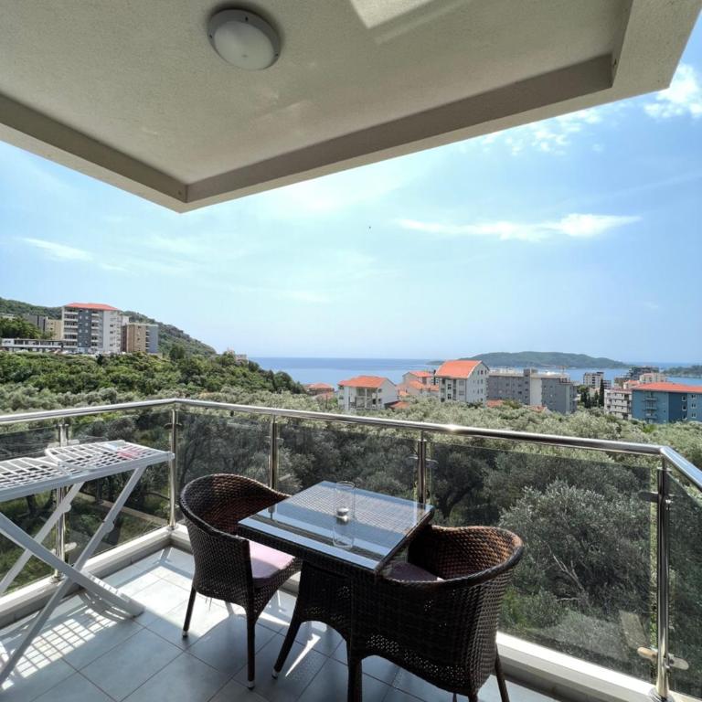 Paradise Apartments Becici - Studio with Sea View - 5