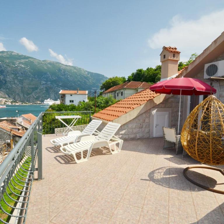 Apartments Jankovic - One-Bedroom Apartment with Terrace and Sea View - 2