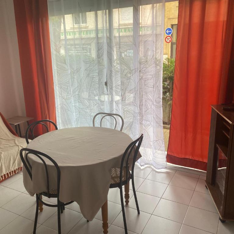 residence la Source - Appartement - Rez-de-Chaussée - 2