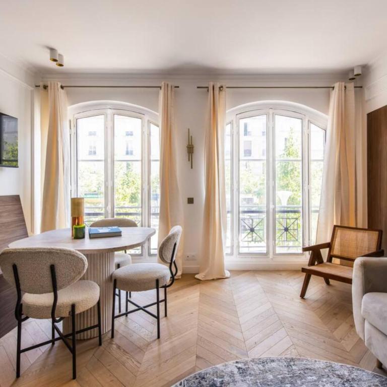 Central&Spacious 2BD Apart for 6 - Apartment - 4
