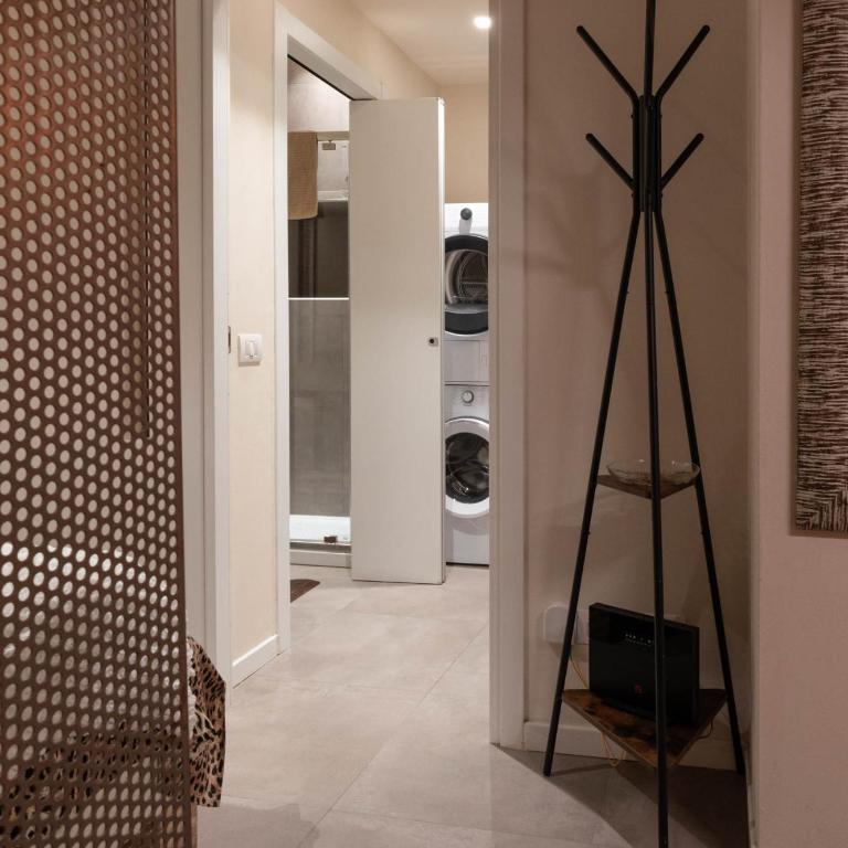 BORGO DEGLI STUDI 7 - Appartamento con 1 Camera da Letto - 13