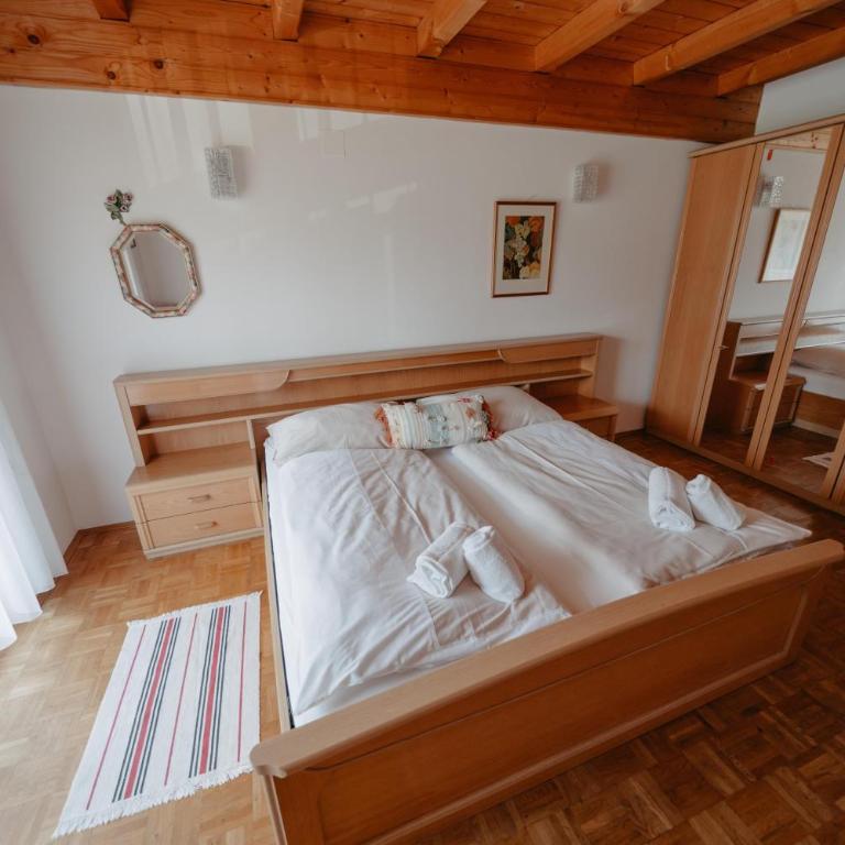 Villa Fernblick - Apartment mit Dusche - 8