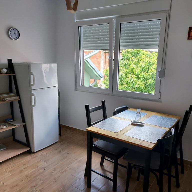 Sokobanja Smeštaj Pavlović & privatan parking - Apartment with Terrace - 9