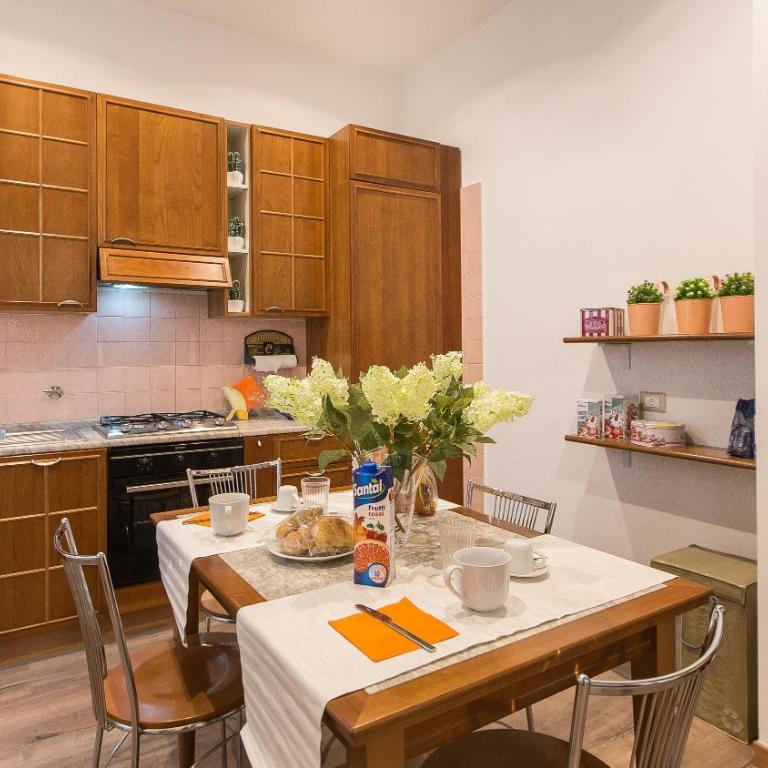 Saint Peter Prestigious by Rental in Rome - Three-Bedroom Apartment - 3
