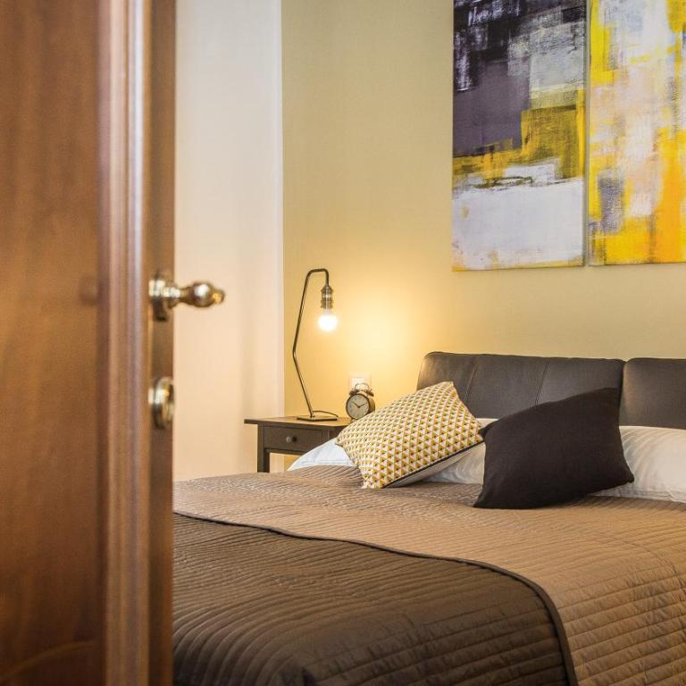 Saint Peter Prestigious by Rental in Rome - Three-Bedroom Apartment - 4
