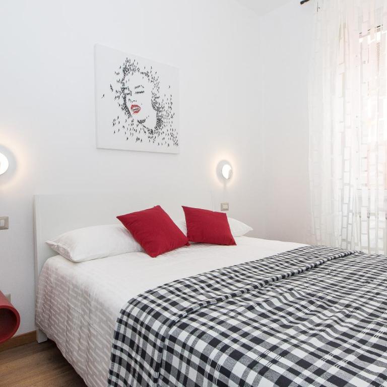 Saint Peter Prestigious by Rental in Rome - Three-Bedroom Apartment - 5