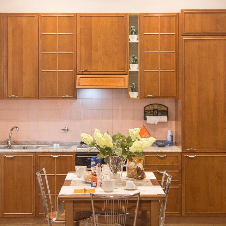 Saint Peter Prestigious by Rental in Rome - Three-Bedroom Apartment - 10