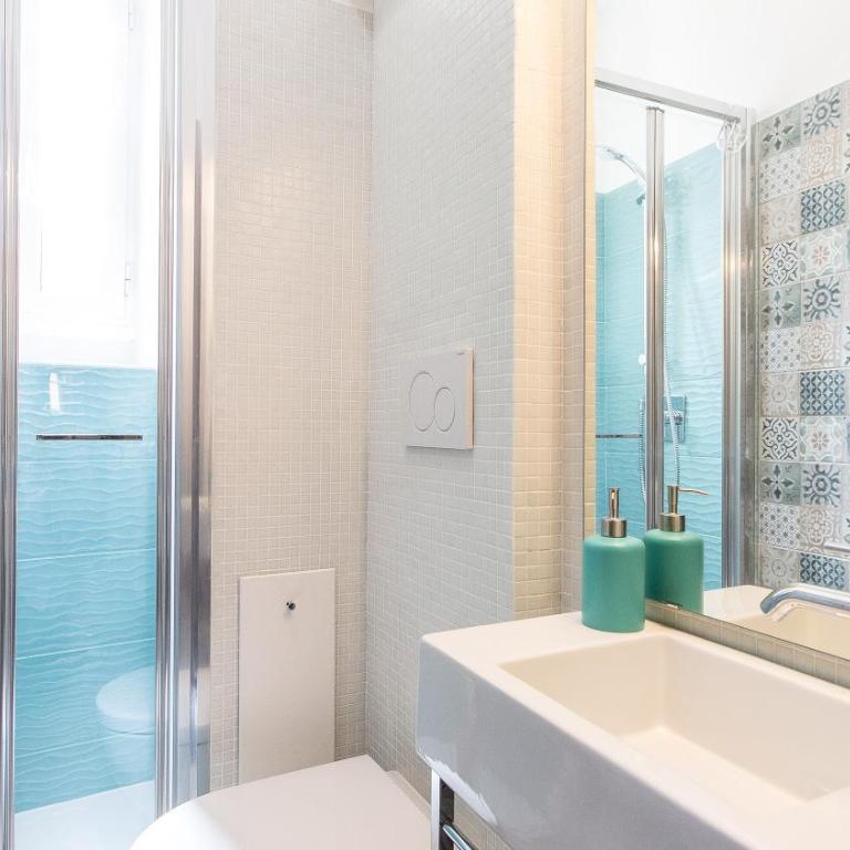 Saint Peter Prestigious by Rental in Rome - Three-Bedroom Apartment - 22