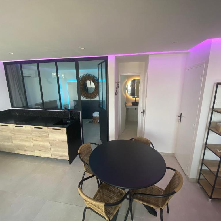 MarinesAppartement, Le quai Tropézien marina - Apartment mit Meerblick - 17
