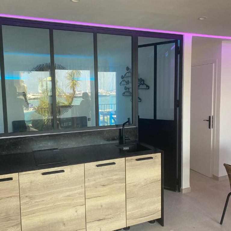 MarinesAppartement, Le quai Tropézien marina - Apartment mit Meerblick - 12
