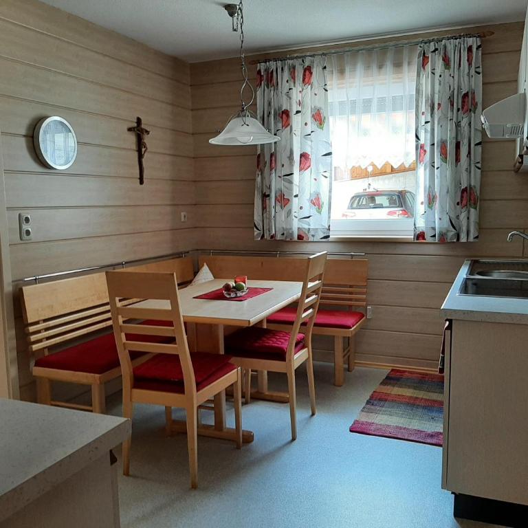 Ferienwohnungen Pollhammer - Apartment mit 2 Schlafzimmern und Dusche - 1