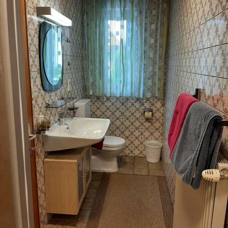 Ferienwohnungen Pollhammer - Apartment mit 2 Schlafzimmern und Dusche - 3