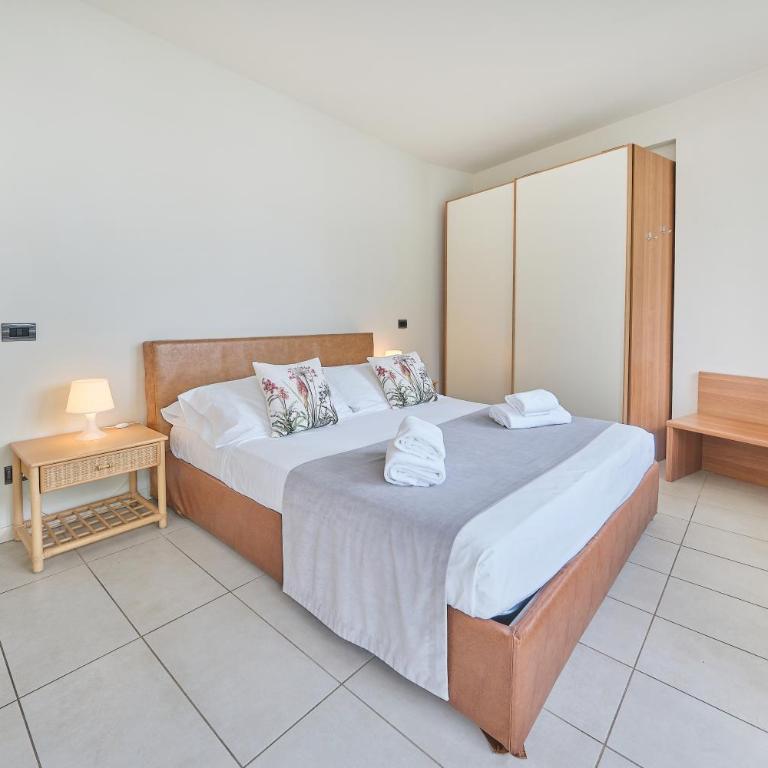 Front Lake Apartment Bardolino - Appartamento con Vista Lago Parziale - 8