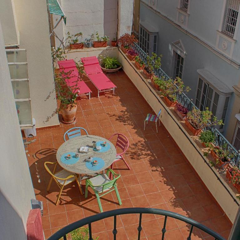 PENTHOUSE WITH LARGE TERRACE IN CENTER OF CÁDIZ - Apartamento de 2 dormitorios - 3