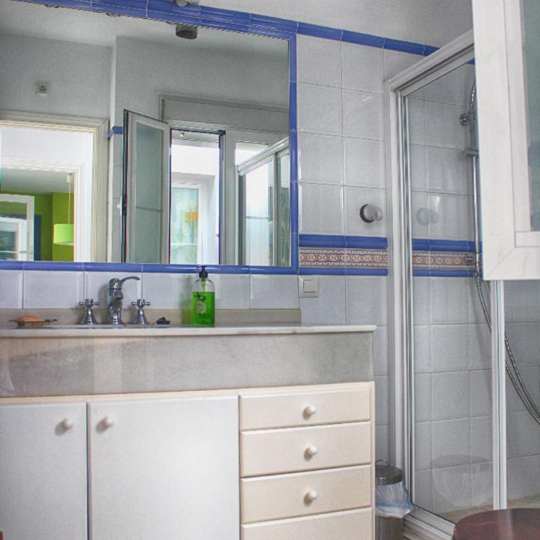 PENTHOUSE WITH LARGE TERRACE IN CENTER OF CÁDIZ - Apartamento de 2 dormitorios - 2