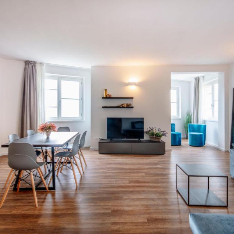 Corte Francigena - Apartments - Suite Familiar - 3
